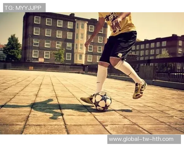 大学体育选修足球课程的意义与影响探讨及其对学生全面发展的促进作用 大学体育选修足球课程的意义与影响探讨及其对学生全面发展的促进作用