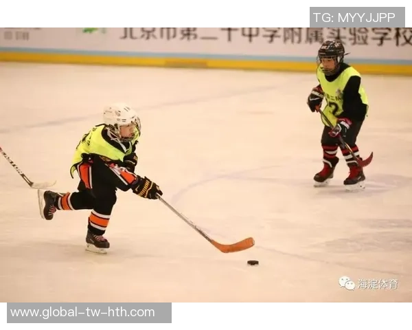 崇明足球队奋勇拼搏展现团队精神助力地方体育发展新篇章 崇明足球队奋勇拼搏展现团队精神助力地方体育发展新篇章